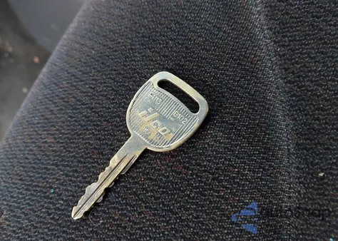 2001 GMC Sierra 1500 Sle z USA, uszkodzony, nr VIN 1GTEK19T81E265451